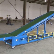 Box Loading Conveyor